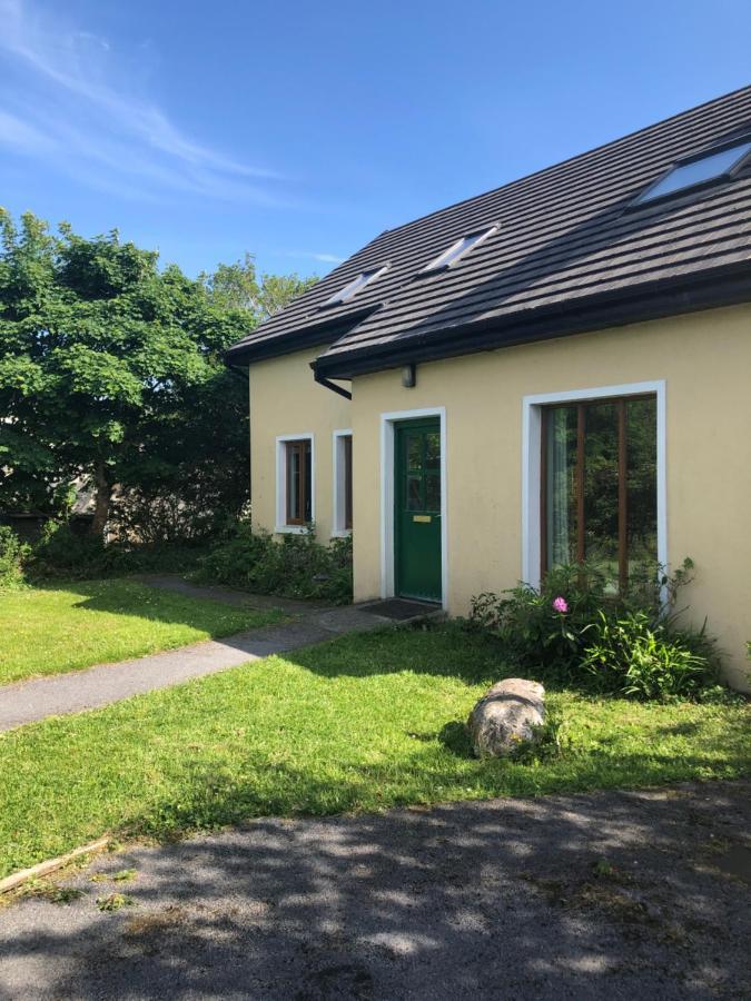 Letterfrack Farm Lodge House In Letterfrack Village Connemara Esterno foto