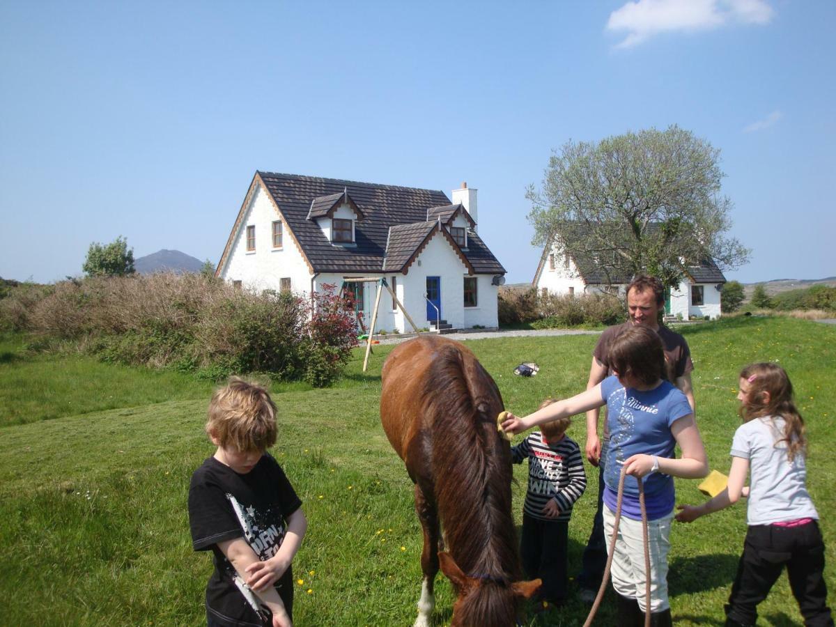 Letterfrack Farm Lodge House In Letterfrack Village Connemara Esterno foto